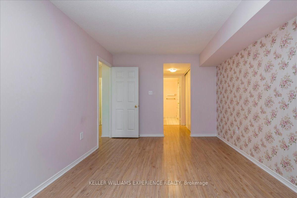 270 Davis Drive • #503 • Newmarket, ON photo 15