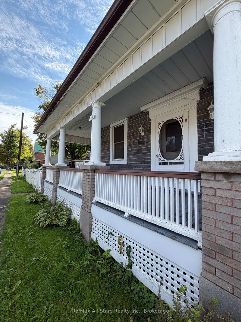 54 Munro Street
