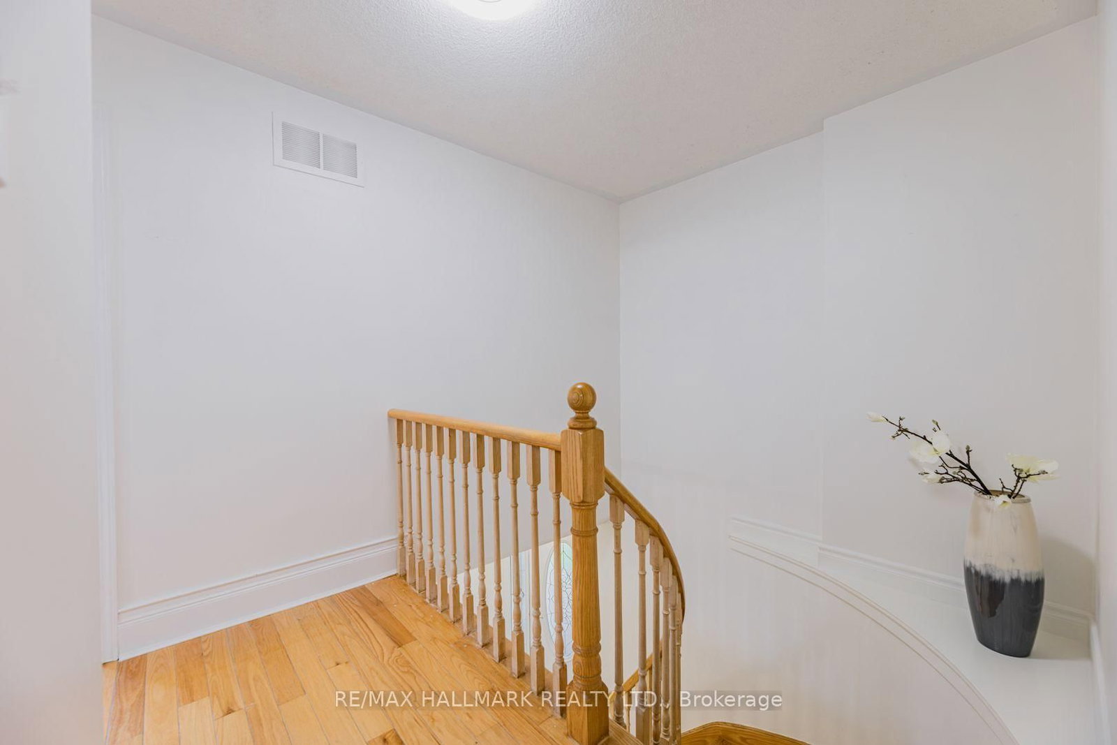 851 Hilton Boulevard • Newmarket, ON photo 49