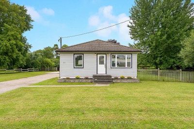 62 Toll Road • East Gwillimbury, ON photo 3