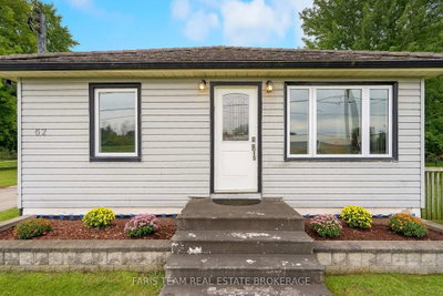 62 Toll Road • East Gwillimbury, ON photo 4