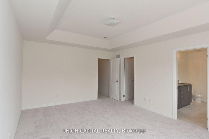 1378 Davis Loop N