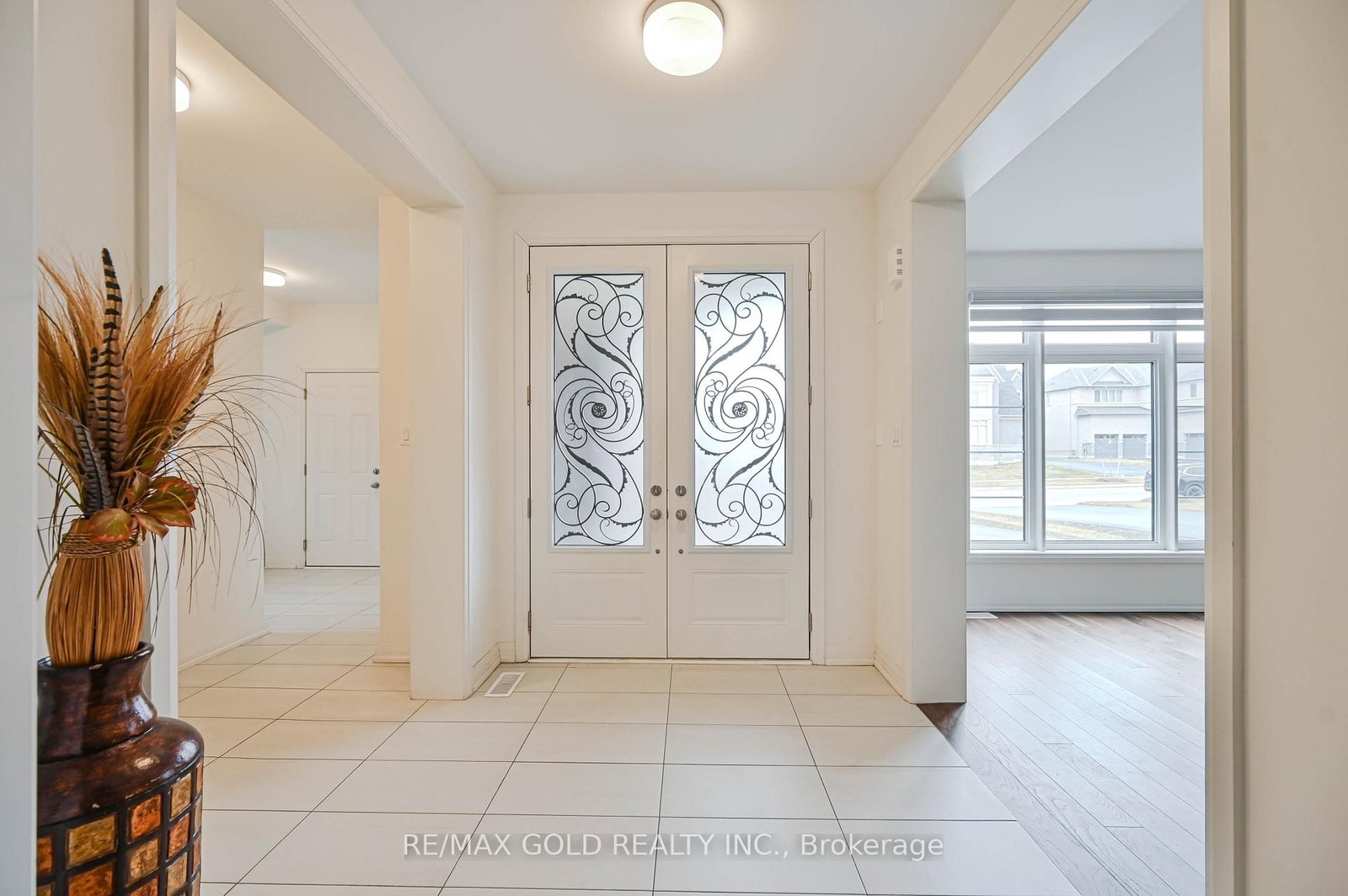 5 Elderberry Way • Adjala-Tosorontio, ON photo 4
