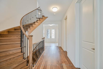 5 Elderberry Way • Adjala-Tosorontio, ON photo 9