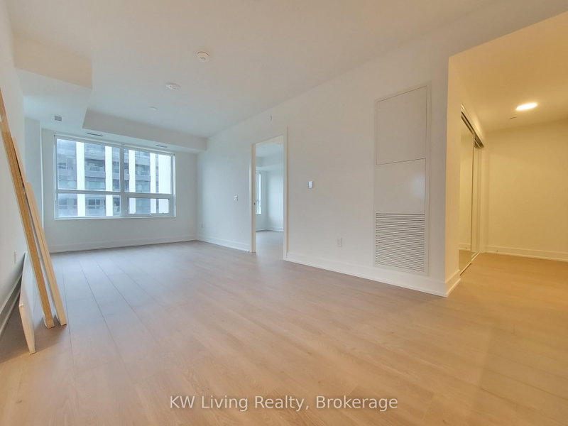 8 Cedarland Dr photo 5
