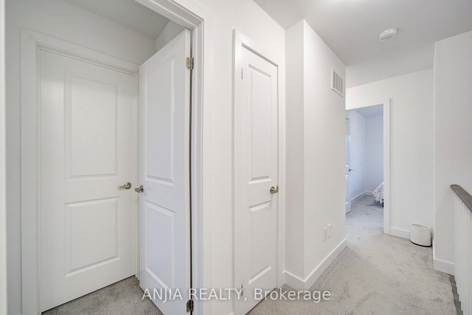 5448 Main Street • Whitchurch-Stouffville, ON photo 28