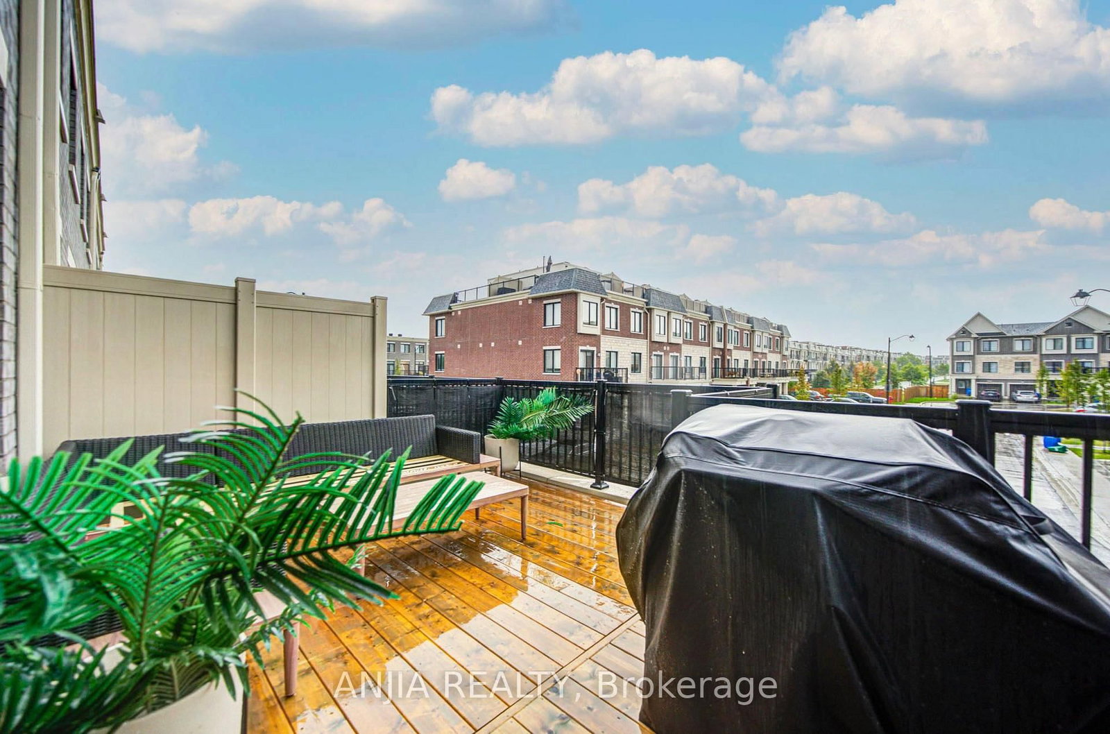 5448 Main Street • Whitchurch-Stouffville, ON photo 41