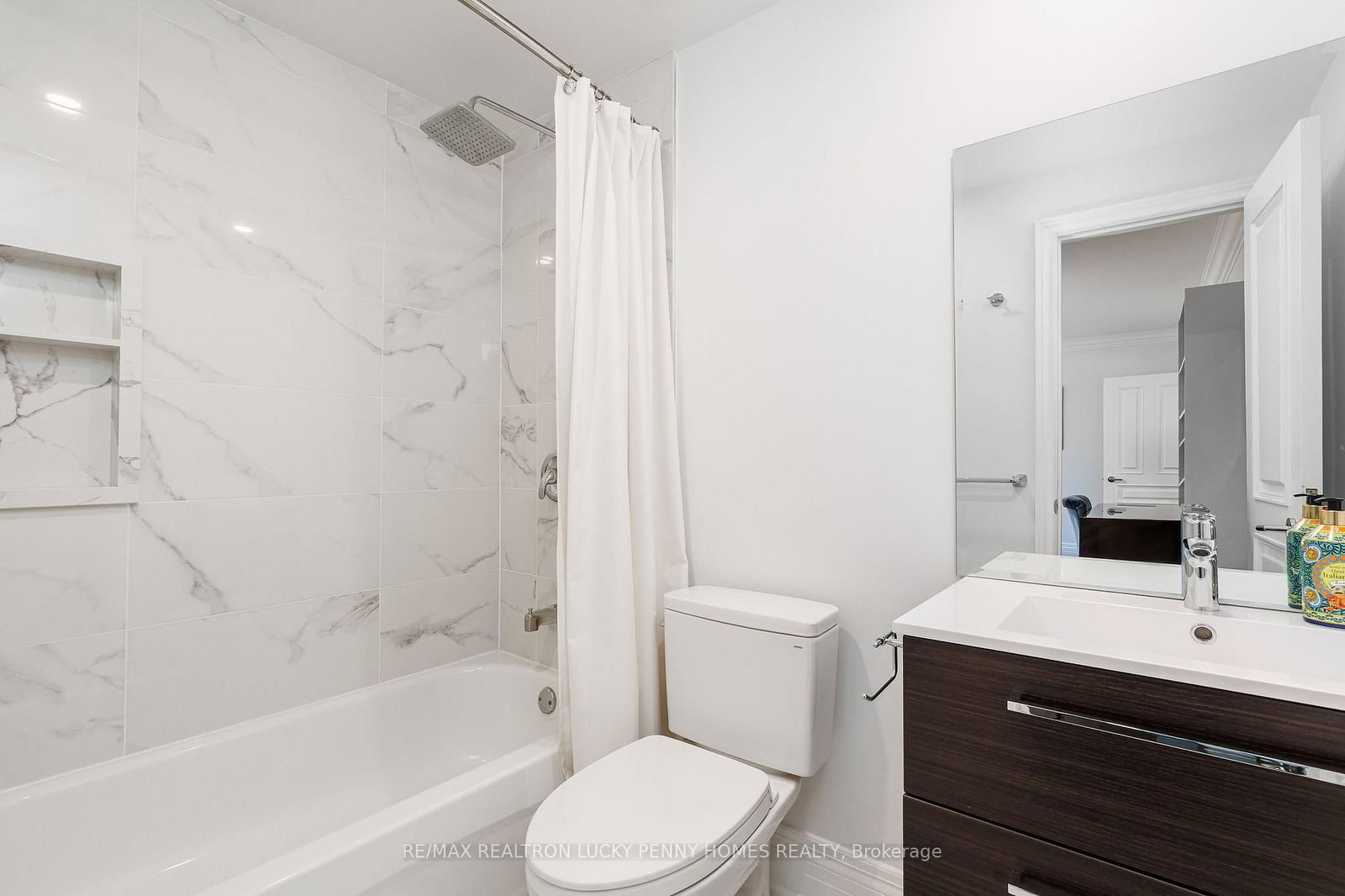 35 Cachet Parkway • Markham, ON photo 36