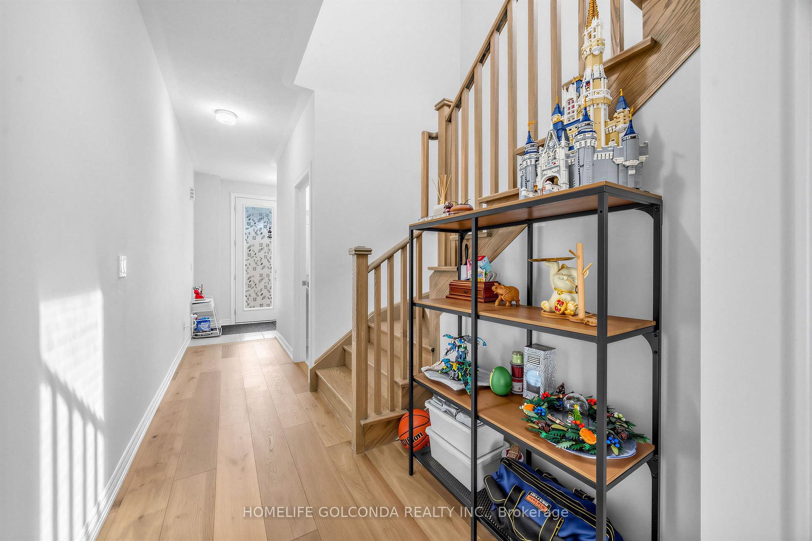 35 sprucedale Sprucedale Way • Whitchurch-Stouffville, ON photo 5