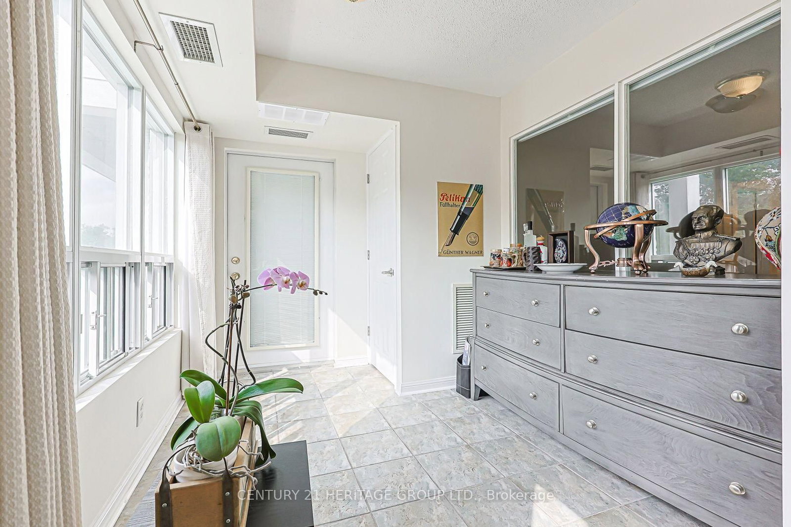 900 Bogart Mill Trail • #211 • Newmarket, ON photo 12