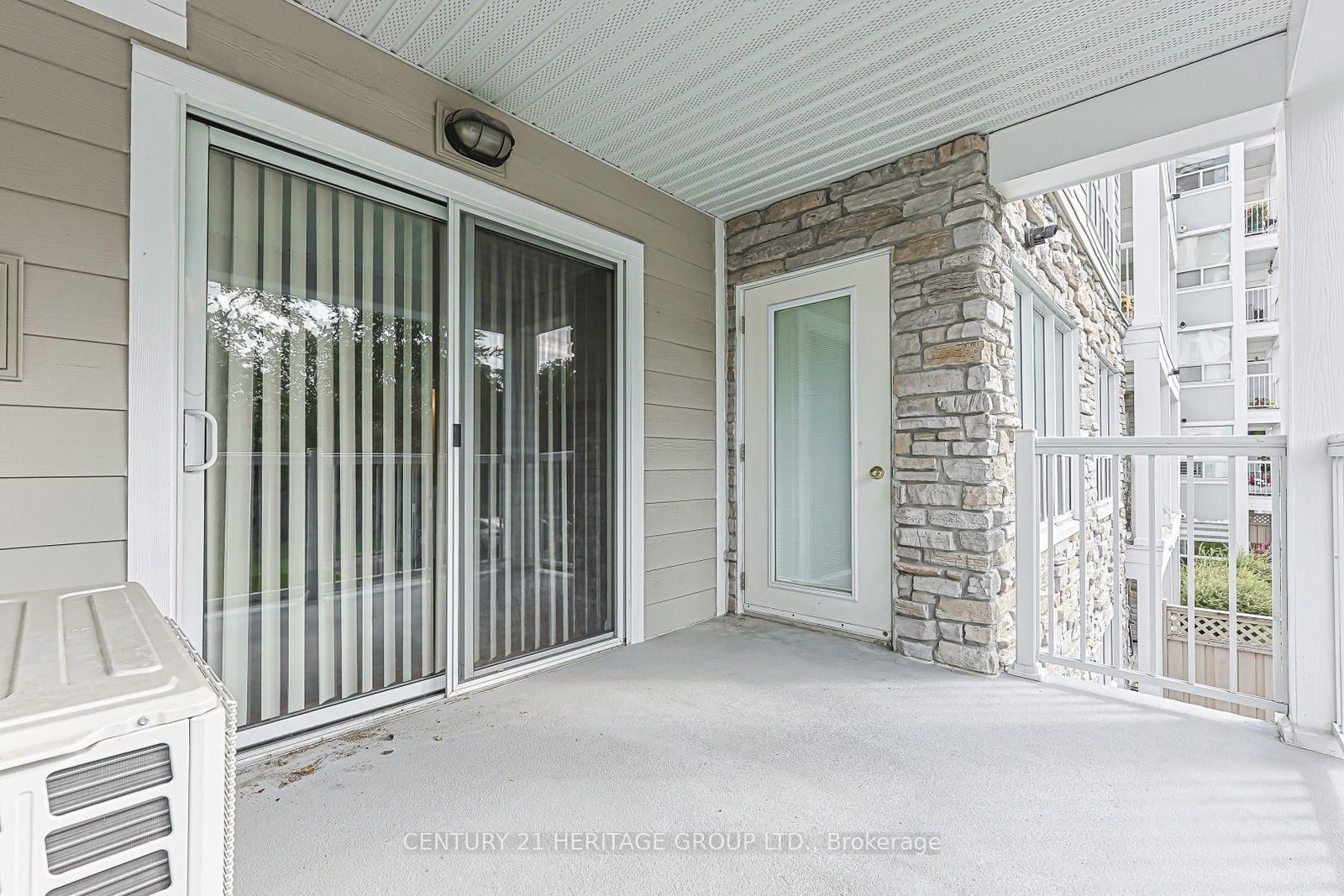 900 Bogart Mill Trail • #211 • Newmarket, ON photo 15