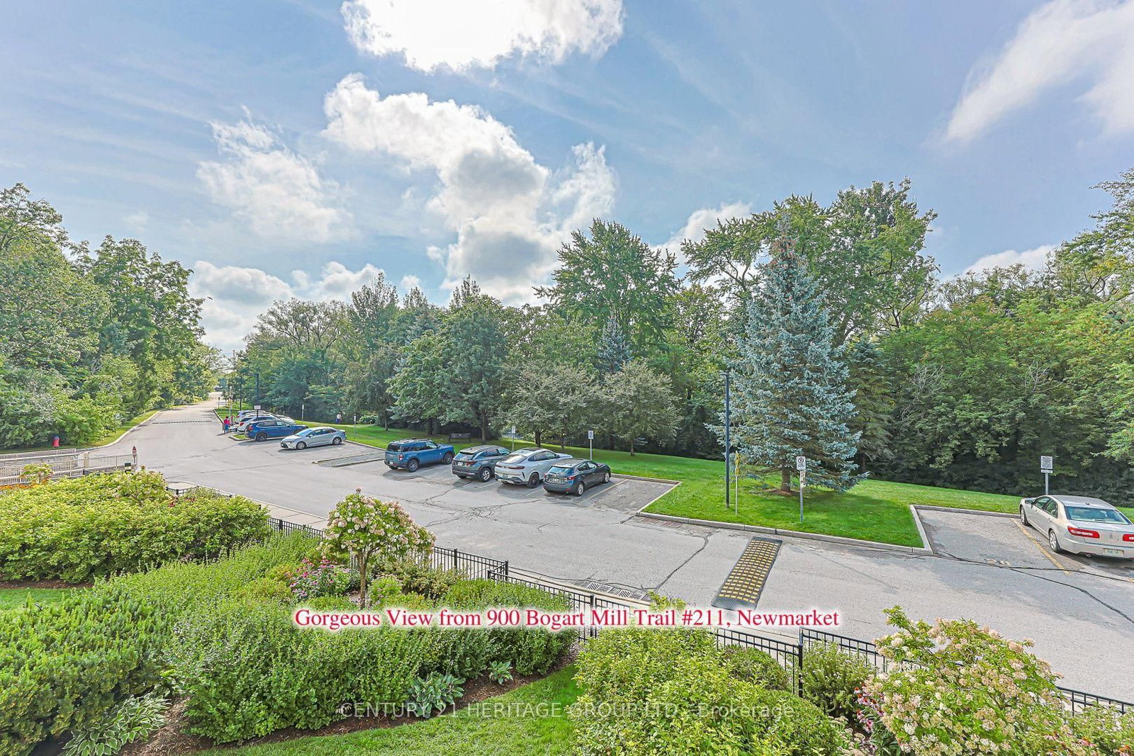 900 Bogart Mill Trail • #211 • Newmarket, ON photo 16