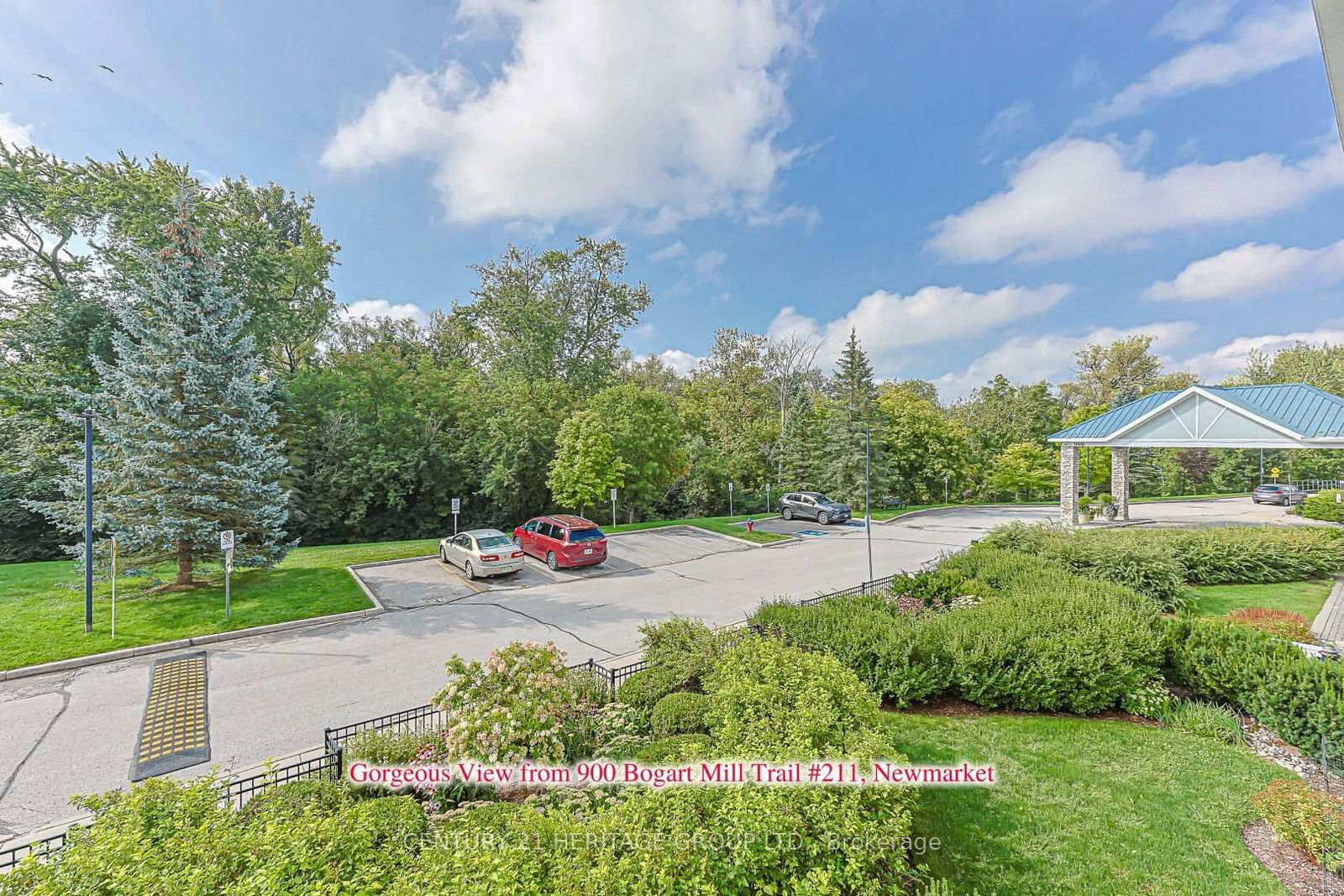 900 Bogart Mill Trail • #211 • Newmarket, ON photo 17
