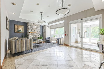 900 Bogart Mill Trail • #211 • Newmarket, ON photo 3