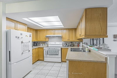 900 Bogart Mill Trail • #211 • Newmarket, ON photo 6