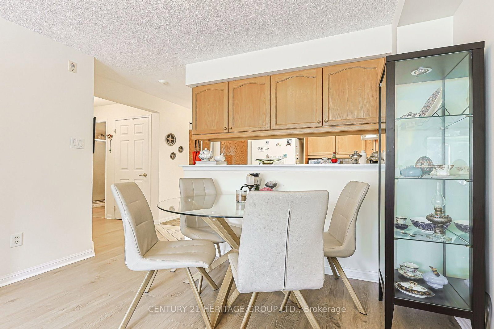 900 Bogart Mill Trail • #211 • Newmarket, ON photo 8