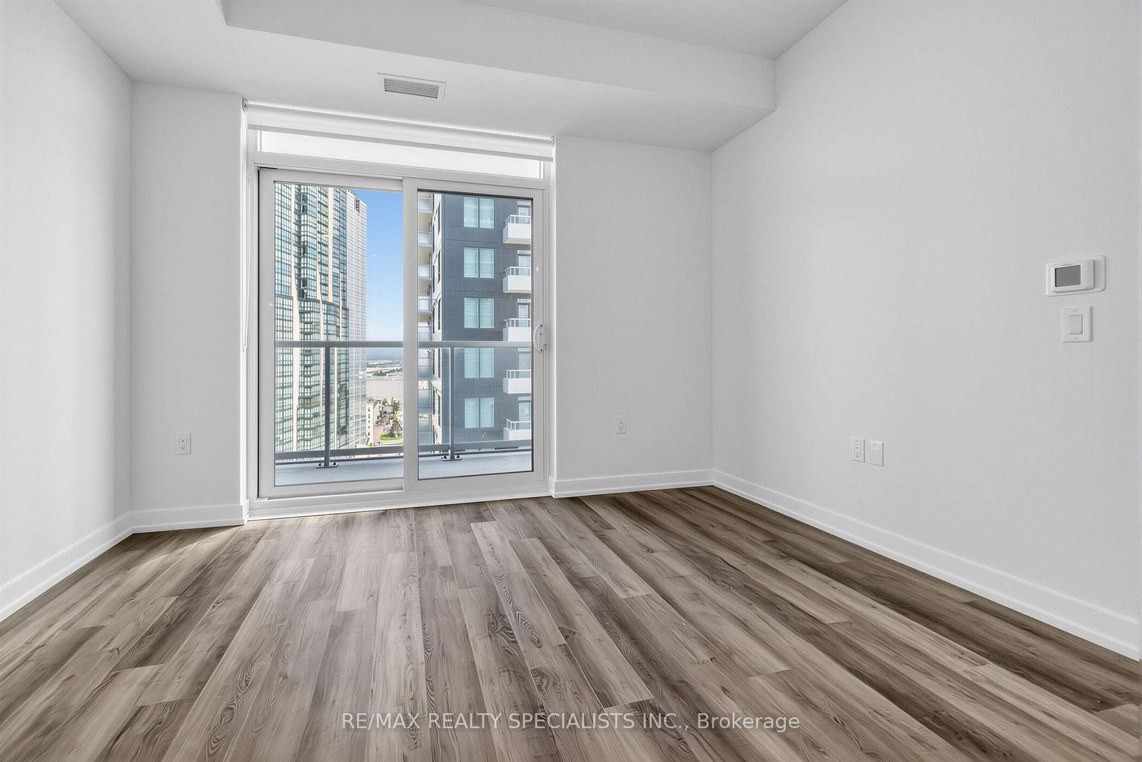 1506-21 Meadowdale Rd, Vaughan, view 9