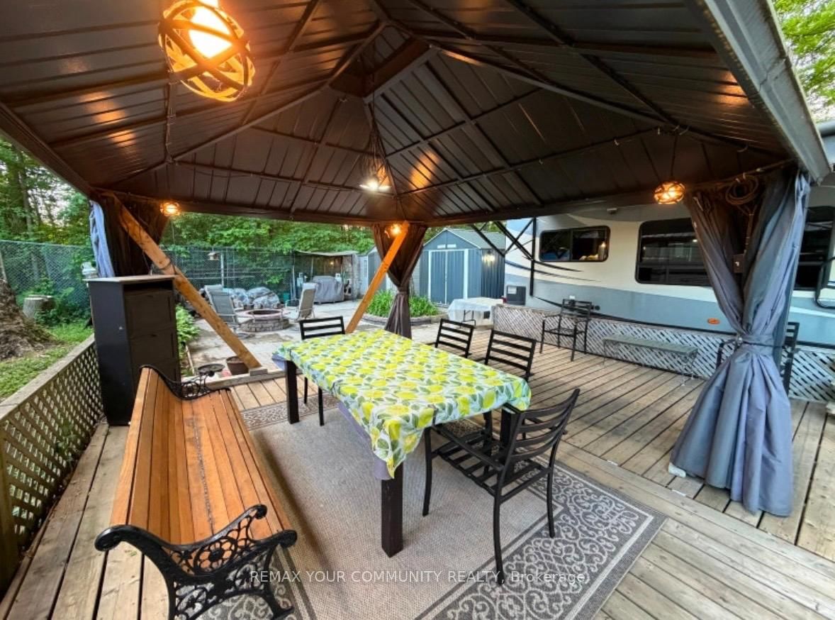 285 Crydernams Side Road • #112 • Georgina, ON photo 10