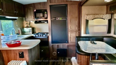 285 Crydernams Side Road • #112 • Georgina, ON photo 5