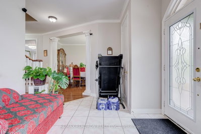 14 Kentview Crescent • Markham, ON photo 9