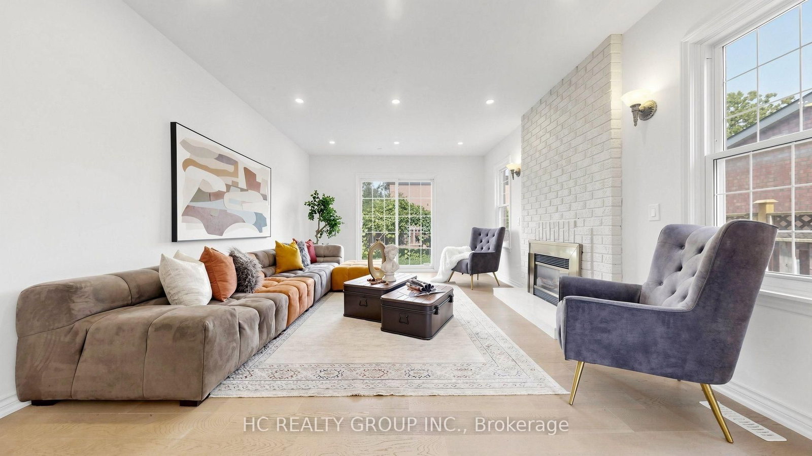 26 Landmark Court • Markham, ON photo 10