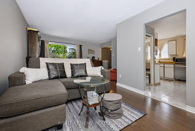 229 Britannia Avenue • Bradford West Gwillimbury, ON photo 5