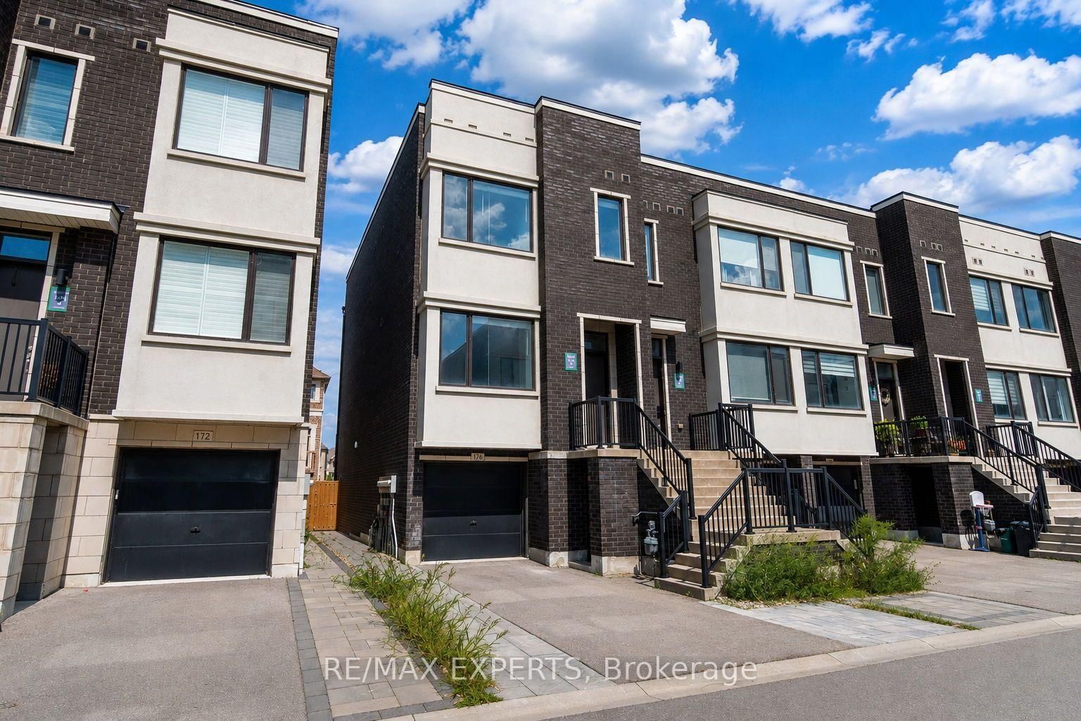 176 Sydney Circle • Vaughan, ON photo 5