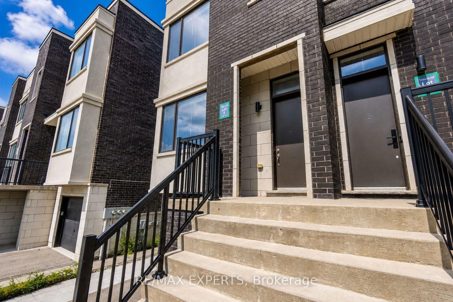 176 Sydney Circle • Vaughan, ON photo 6