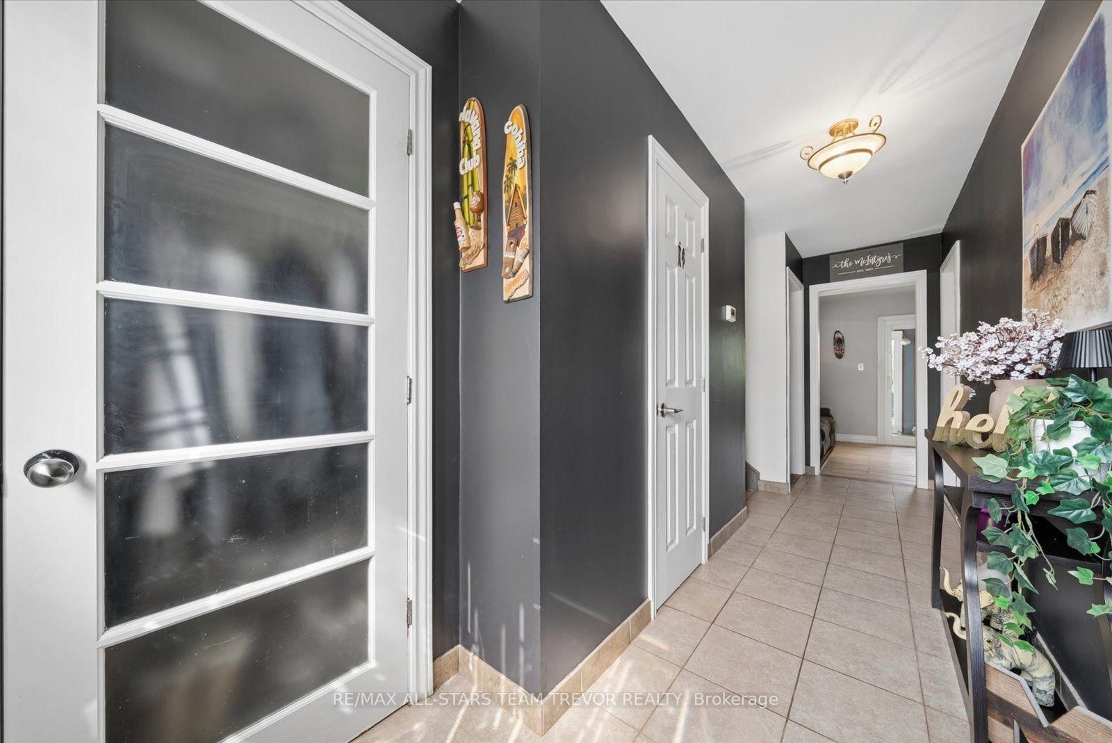 35 Pete's Lane • Georgina, ON photo 11