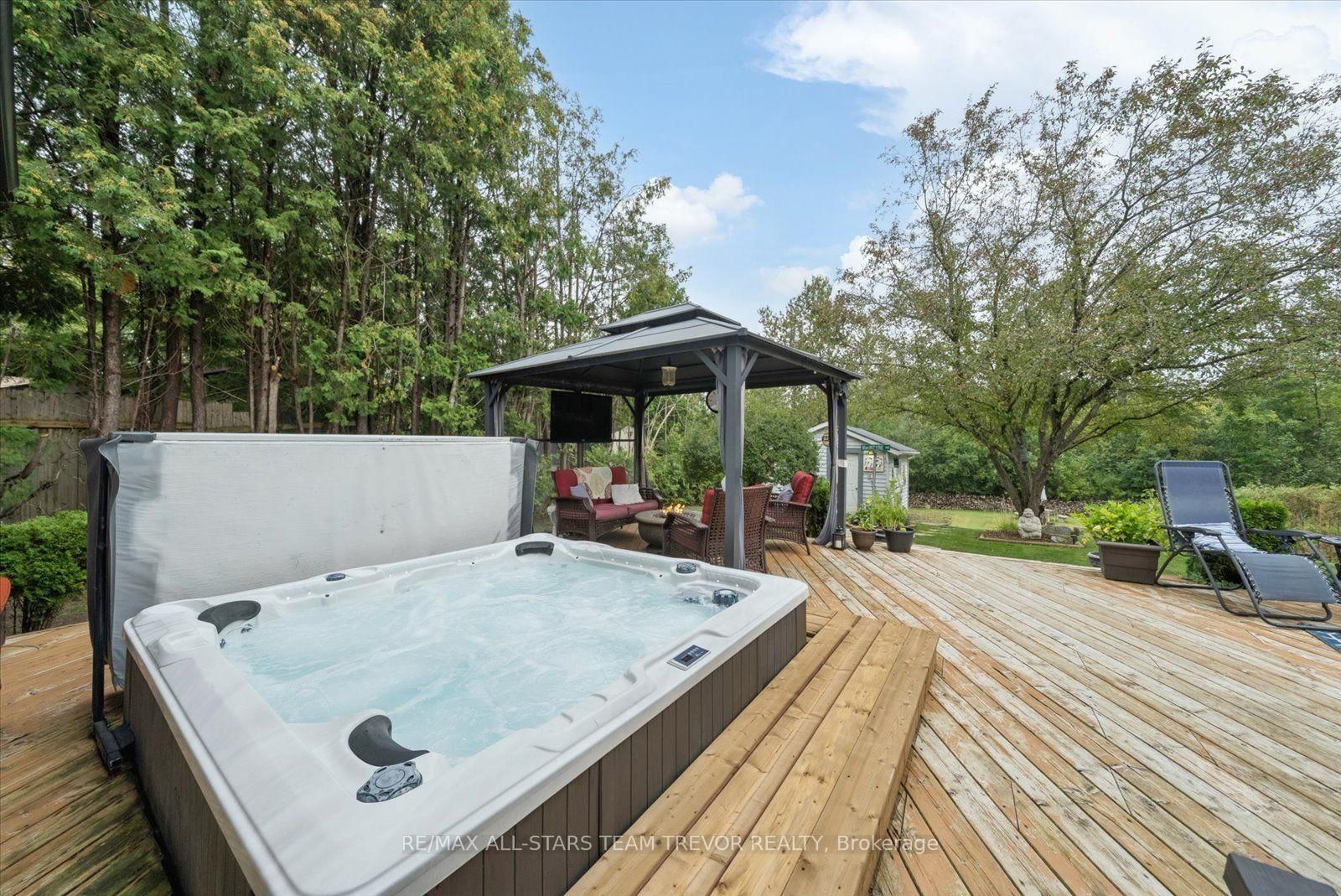 35 Pete's Lane • Georgina, ON photo 38