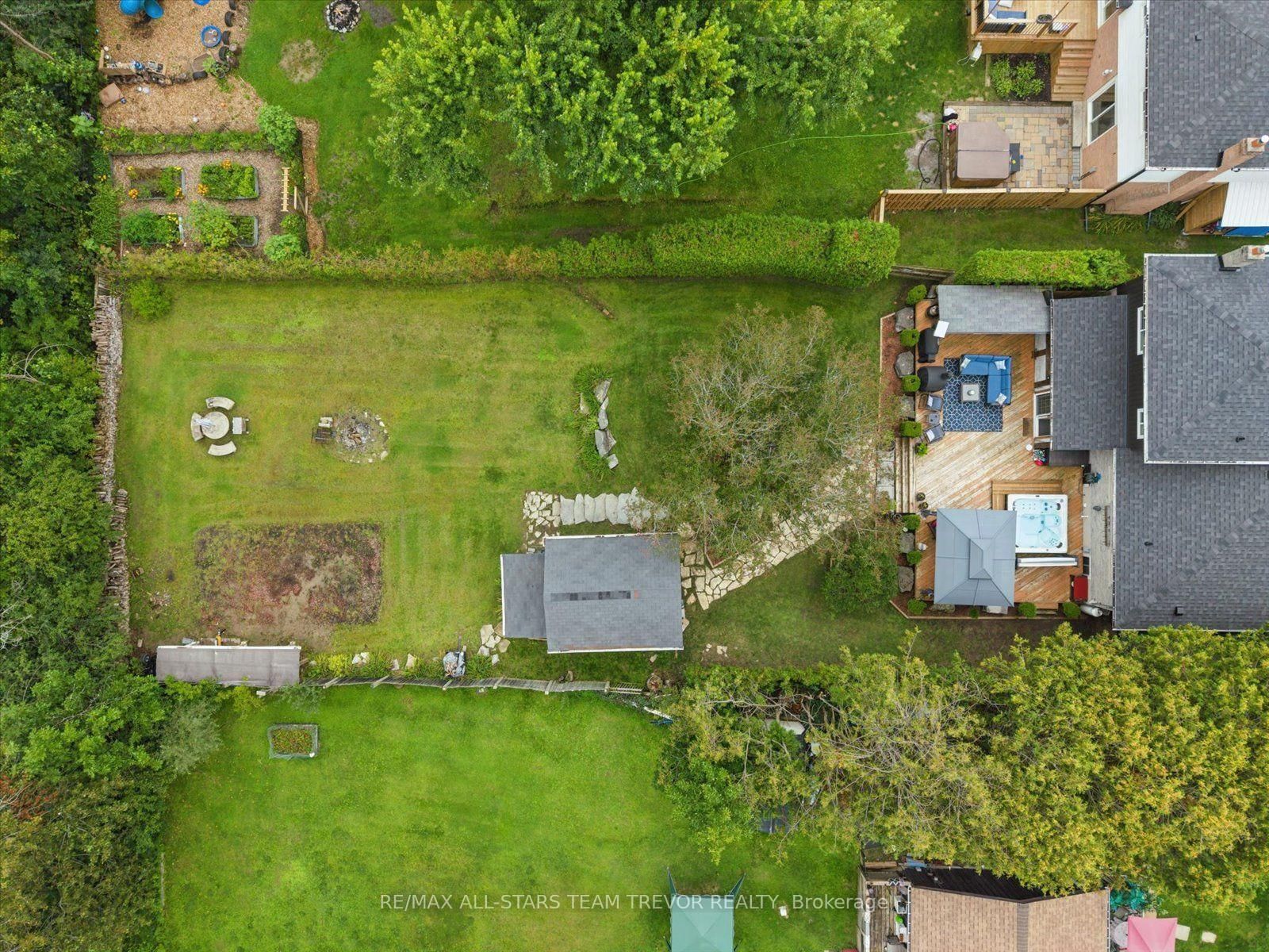35 Pete's Lane • Georgina, ON photo 47