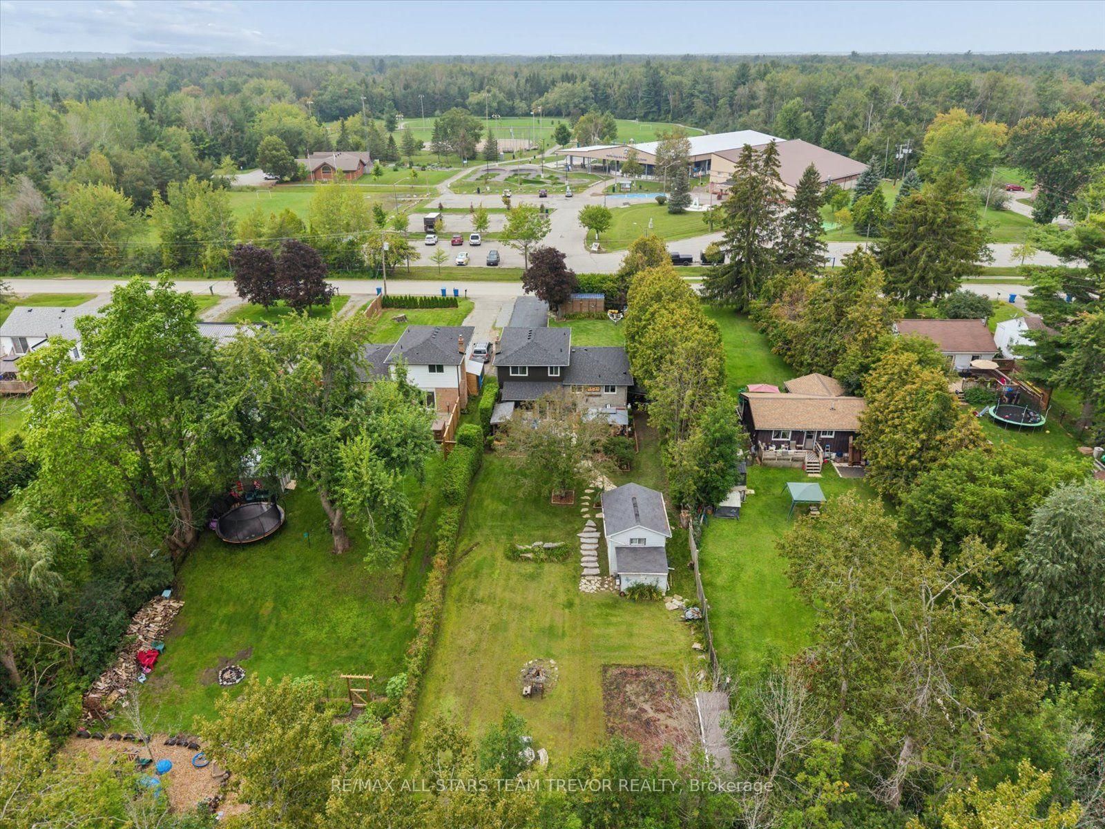 35 Pete's Lane • Georgina, ON photo 48