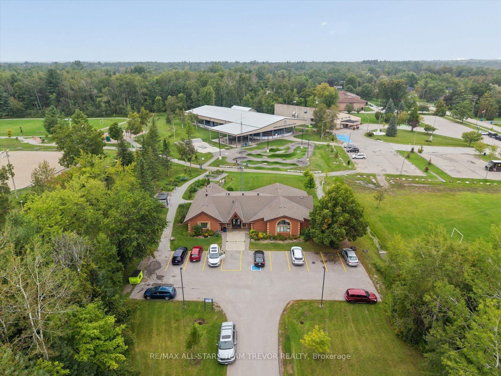 35 Pete's Lane • Georgina, ON photo 49