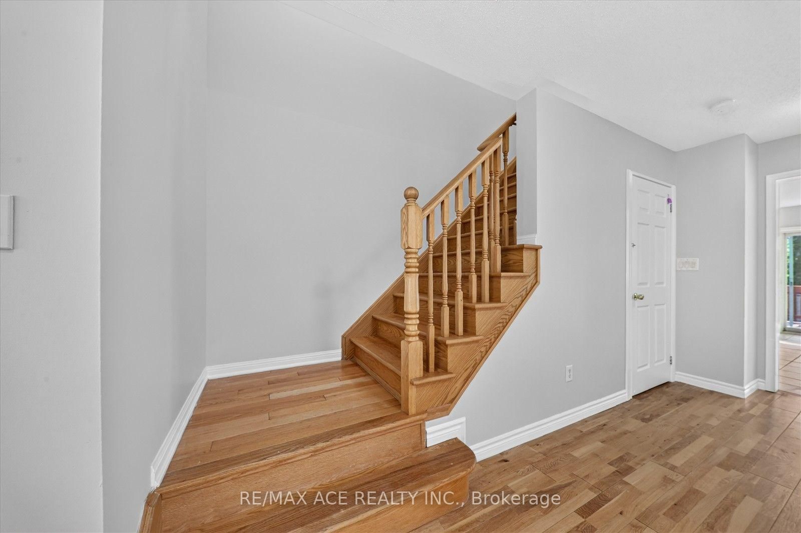 23 Harry Sanders Avenue • Whitchurch-Stouffville, ON photo 18