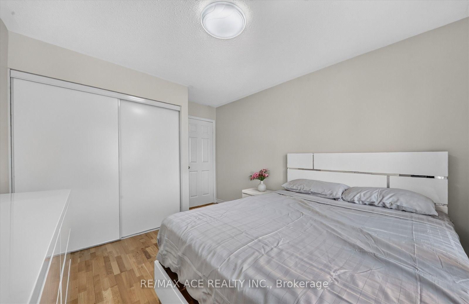 23 Harry Sanders Avenue • Whitchurch-Stouffville, ON photo 33