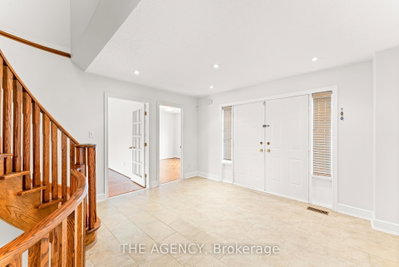 92 Russell Snider Drive • King, ON photo 5