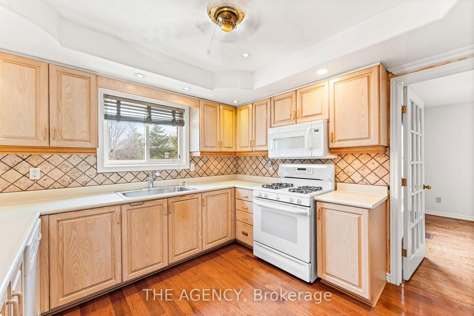 92 Russell Snider Drive • King, ON photo 8