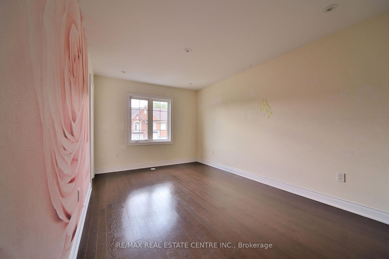 211 Appleton Court • Newmarket, ON photo 14