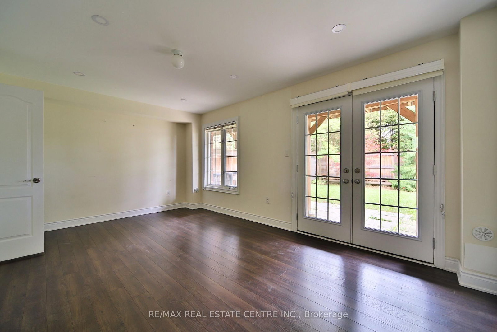 211 Appleton Court • Newmarket, ON photo 22