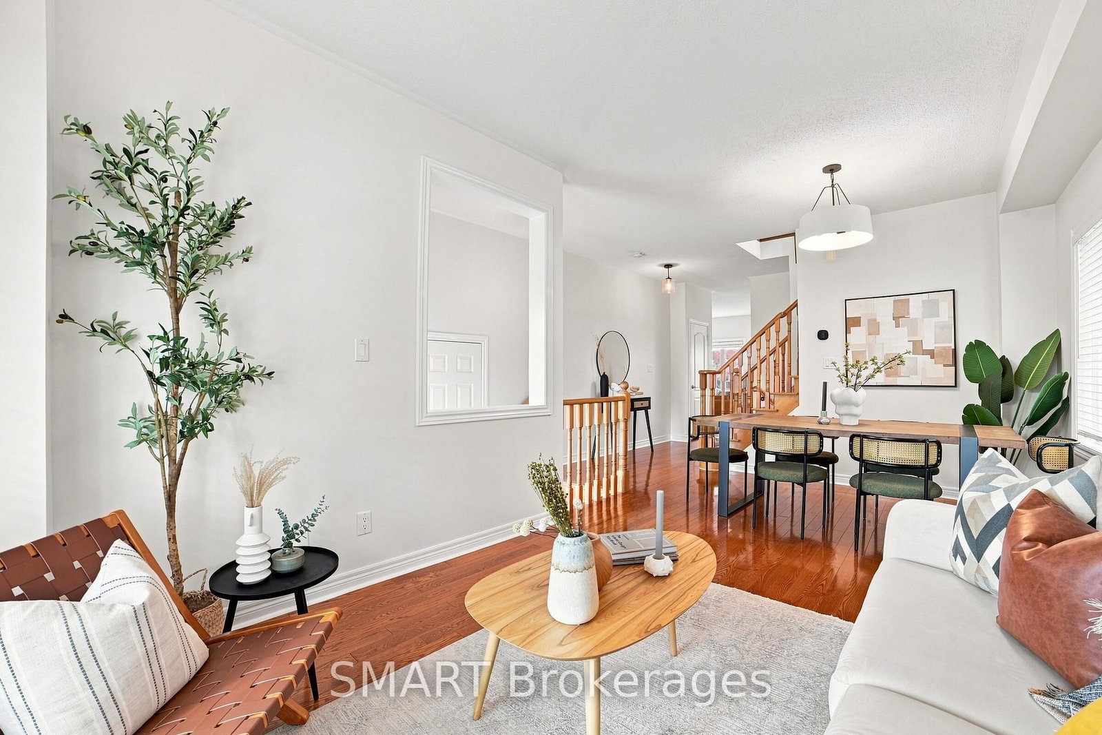 96 Capera Drive • Vaughan, ON photo 5