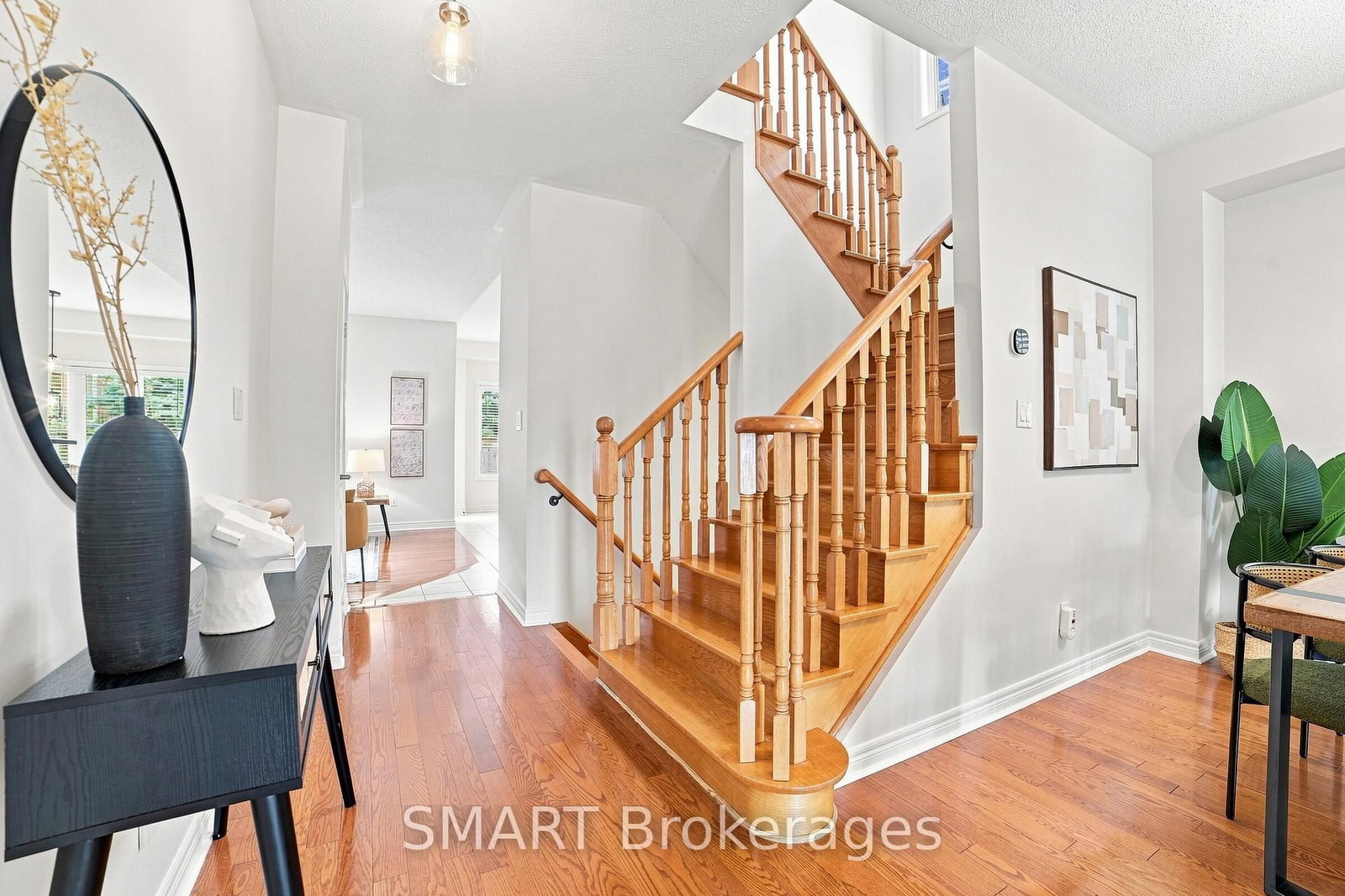 96 Capera Drive • Vaughan, ON photo 6