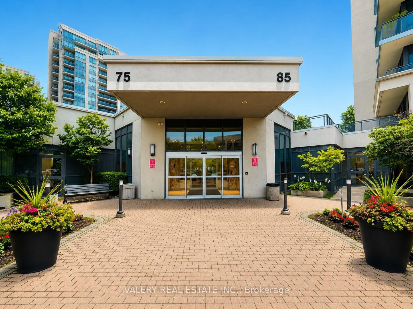 408-75 North Park Dr, Vaughan, view 2