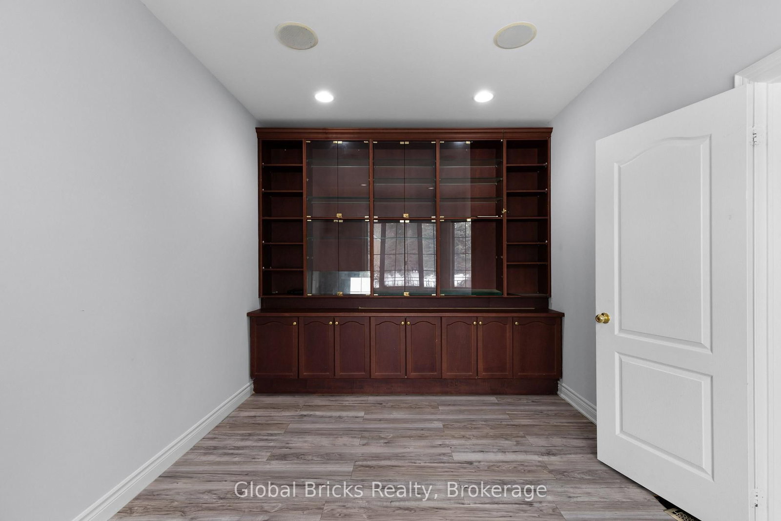 14 Fisher Drive • Adjala-Tosorontio, ON photo 8