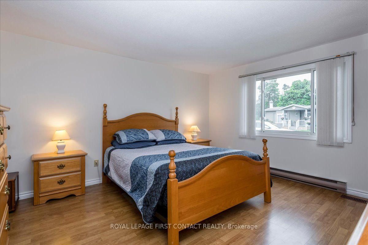 40 Corner Brook Trail • Innisfil, ON photo 12
