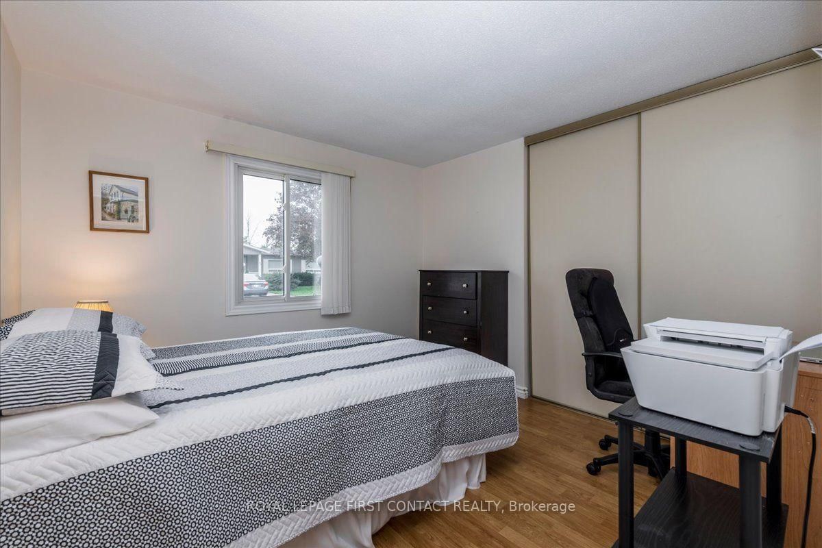 40 Corner Brook Trail • Innisfil, ON photo 15