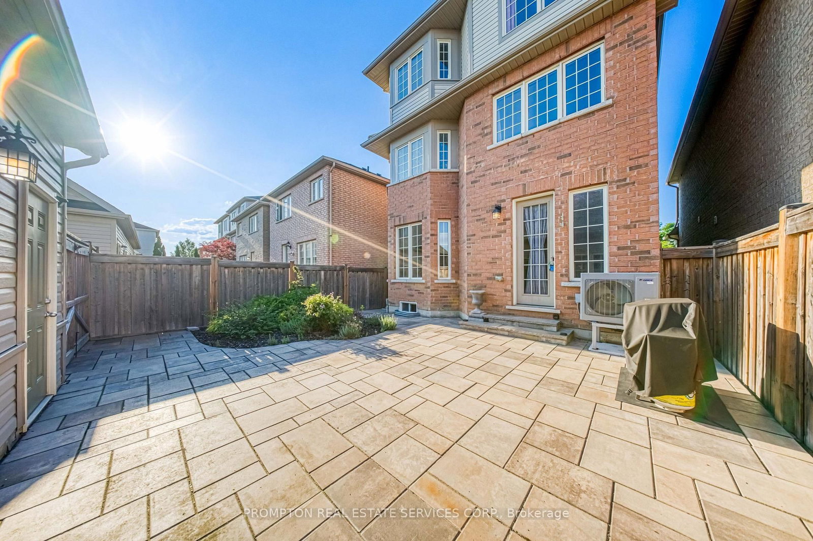 2762 Donald Cousens Parkway • Markham, ON photo 38