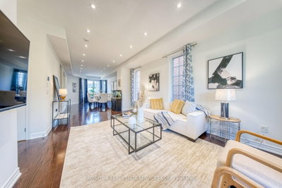 2762 Donald Cousens Parkway • Markham, ON photo 6