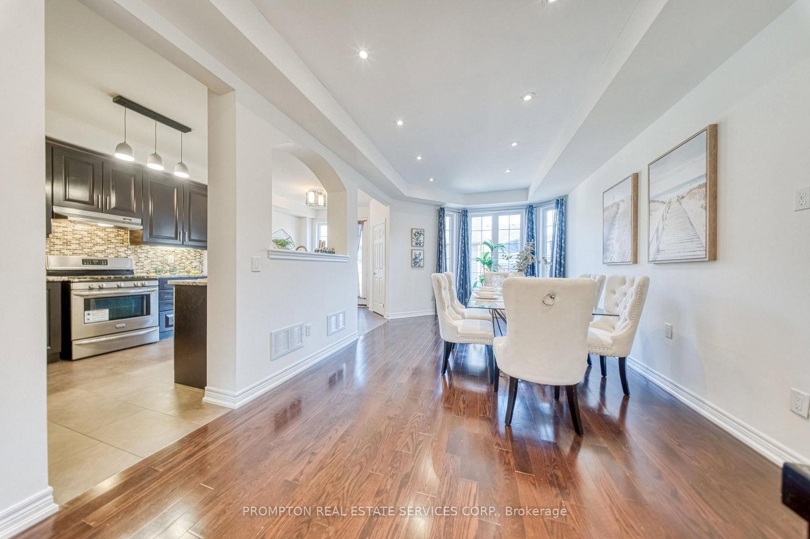 2762 Donald Cousens Parkway • Markham, ON photo 7