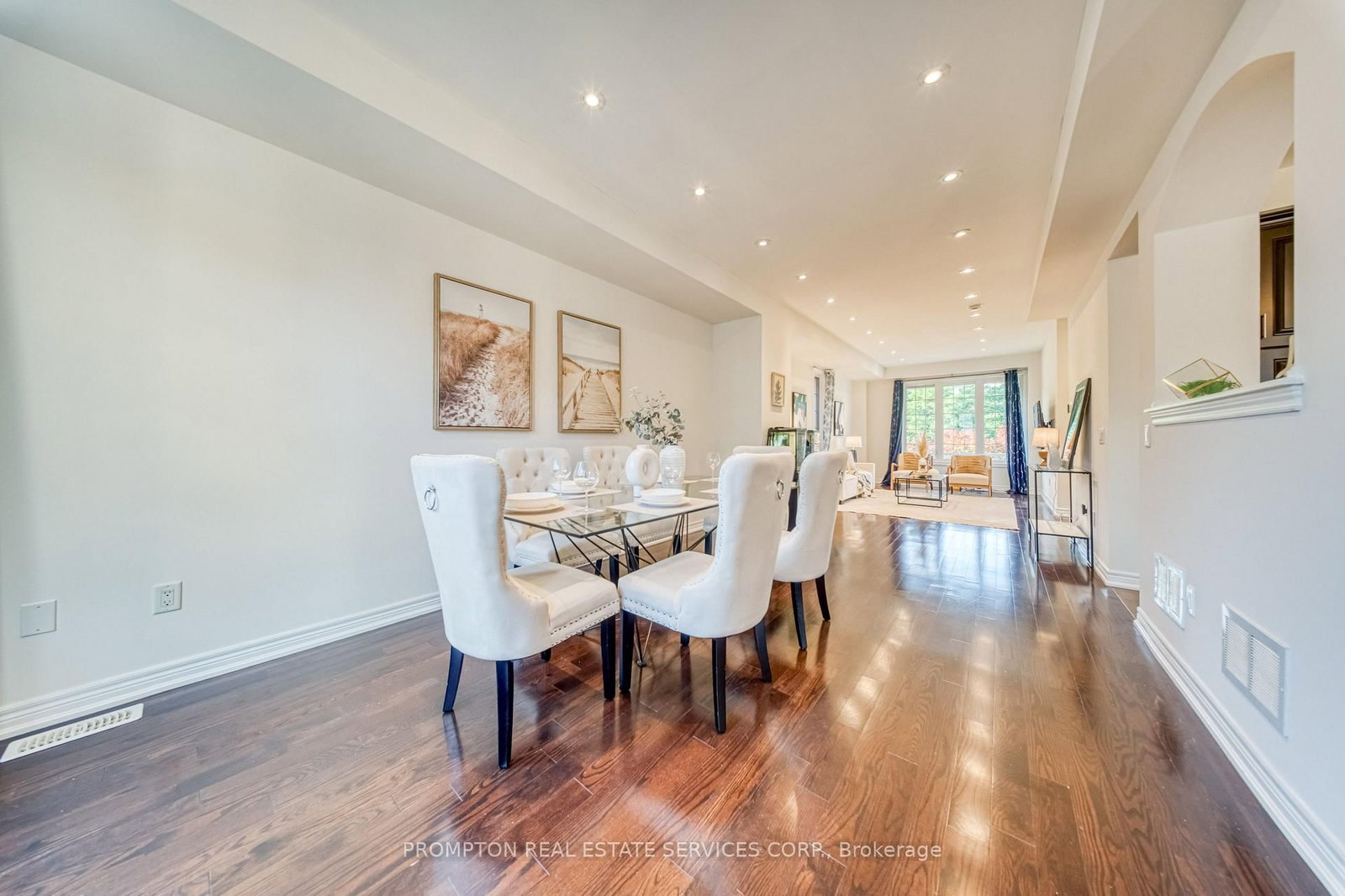2762 Donald Cousens Parkway • Markham, ON photo 9
