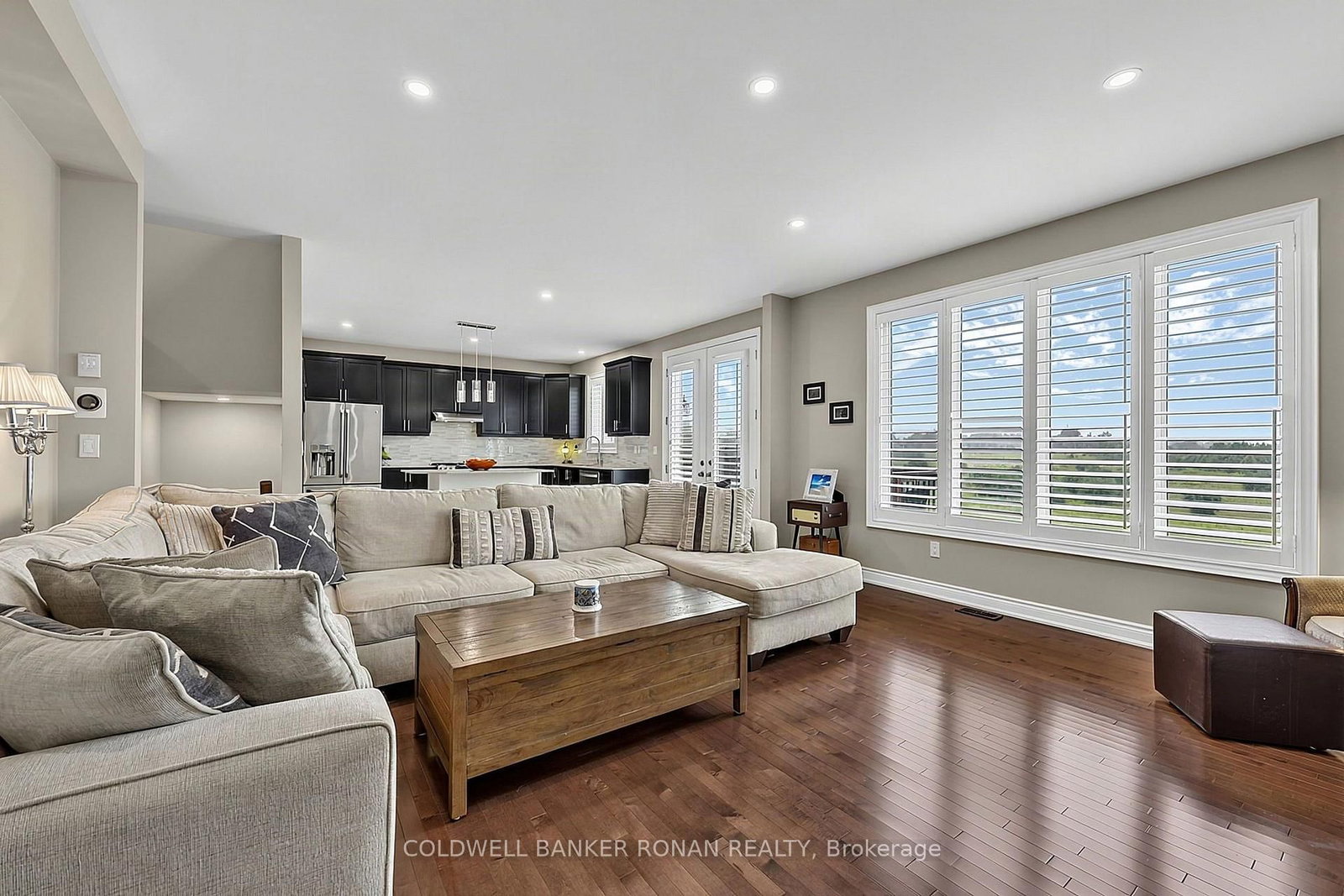 190 Strachan Trail • New Tecumseth, ON photo 10